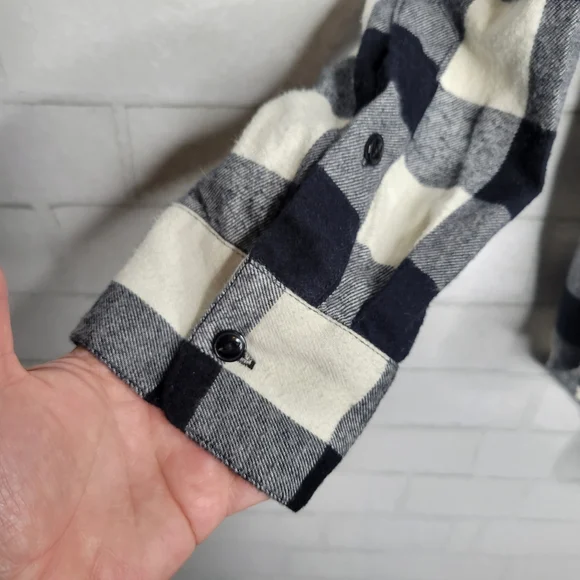 Madewell Black White Check Button Down Flannel Shirt - Picture 3 of 5